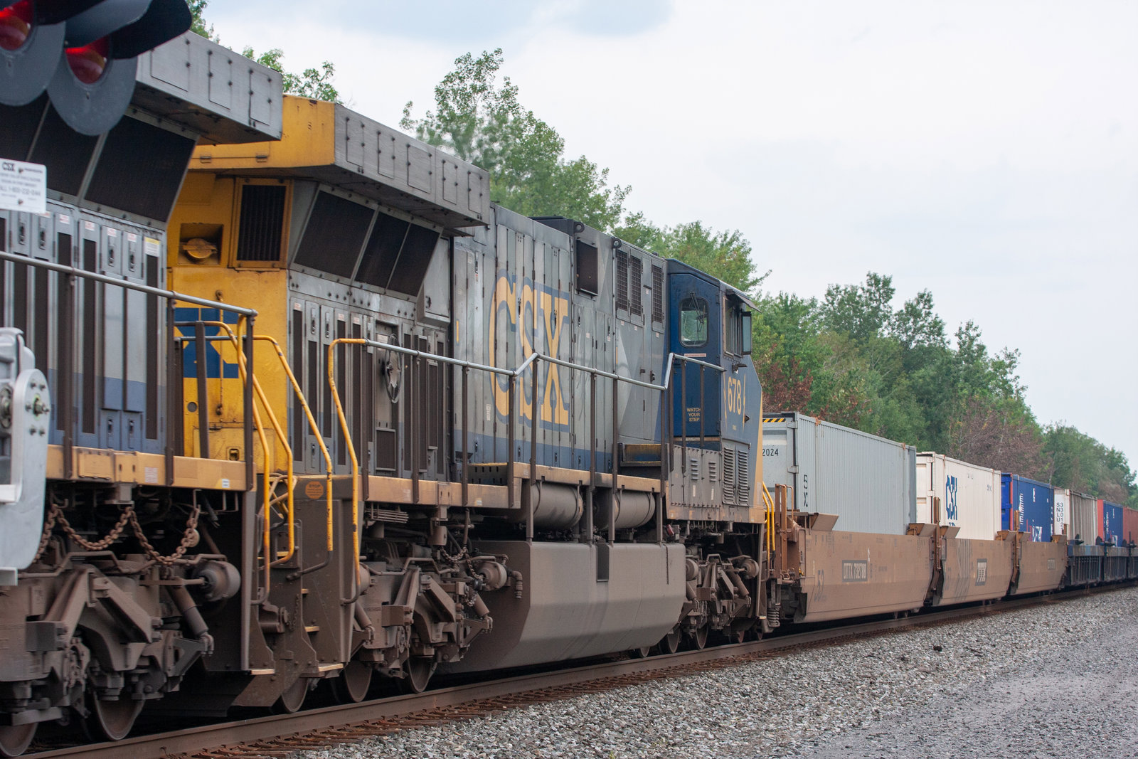 CSXT 678