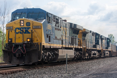 CSXT 689