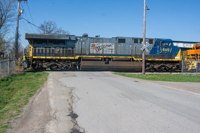 CSXT 698