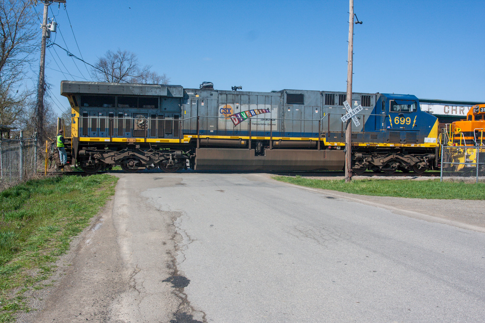 CSXT 698