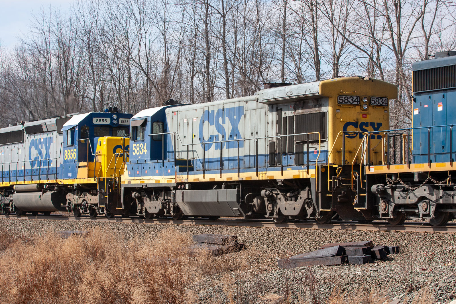 CSXT 5834