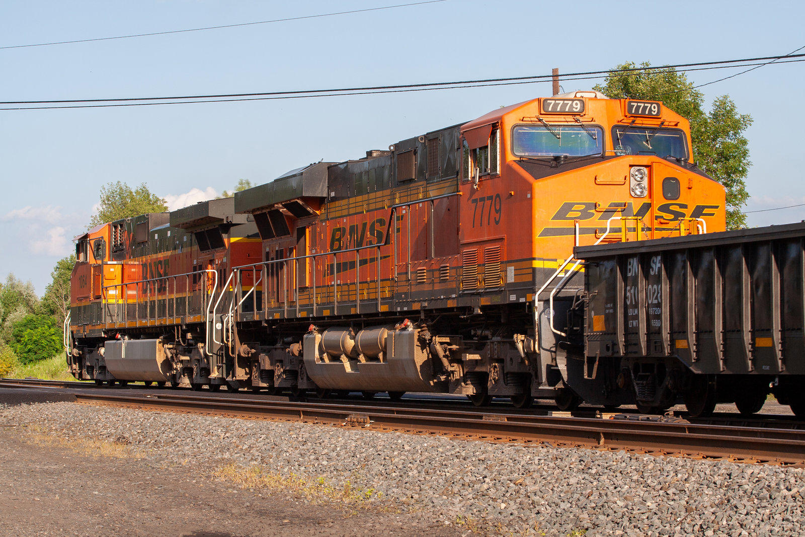 BNSF 7779