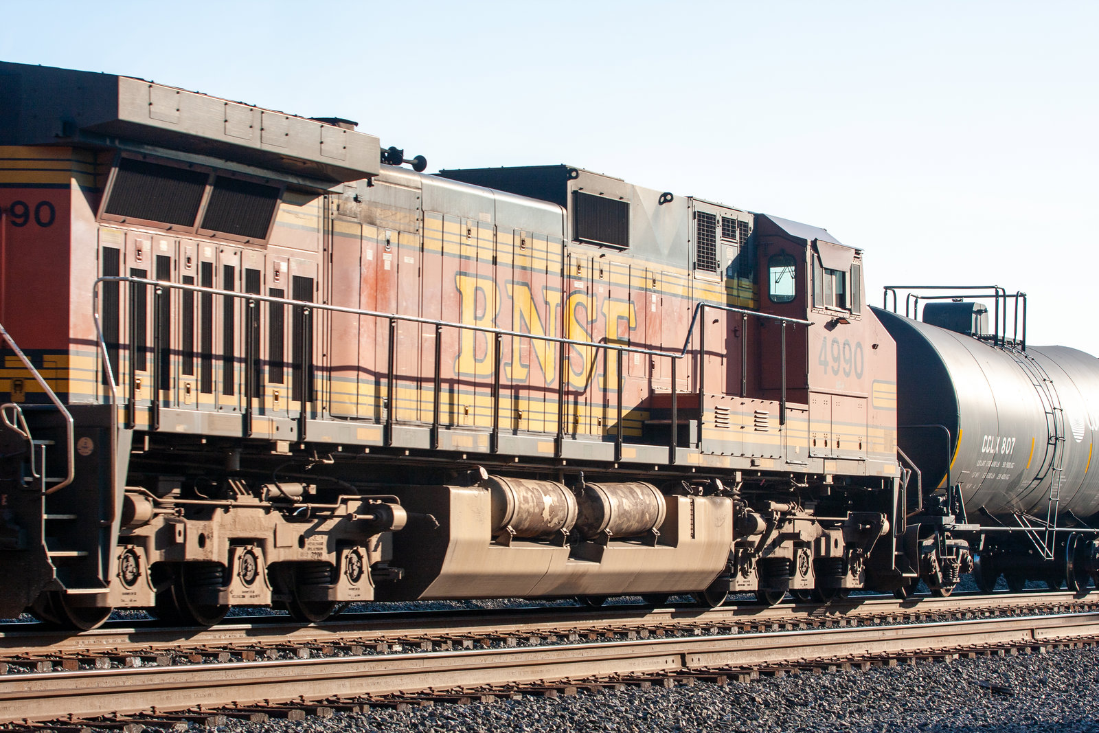 BNSF 4990
