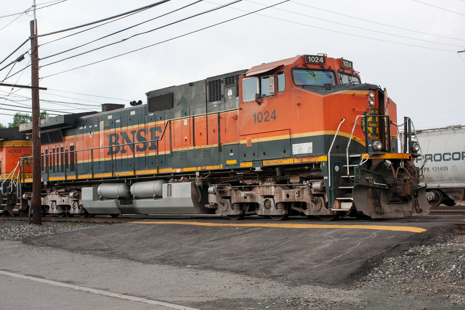 BNSF 1024