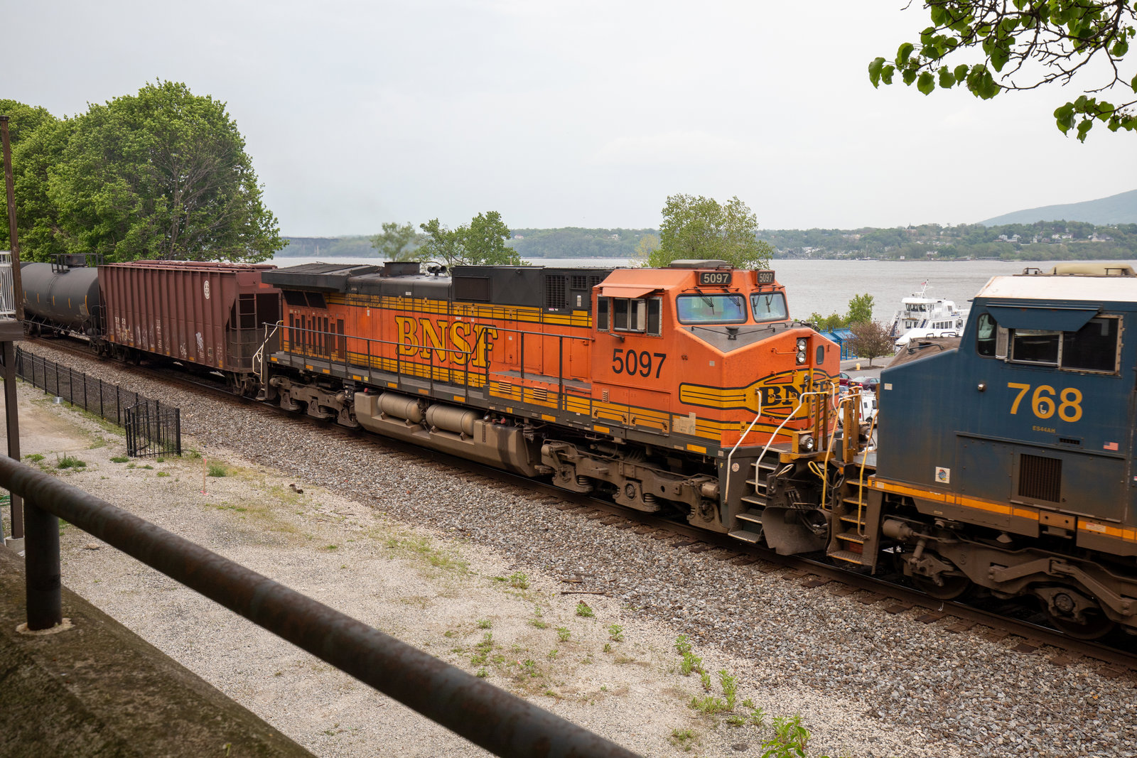 BNSF 5097