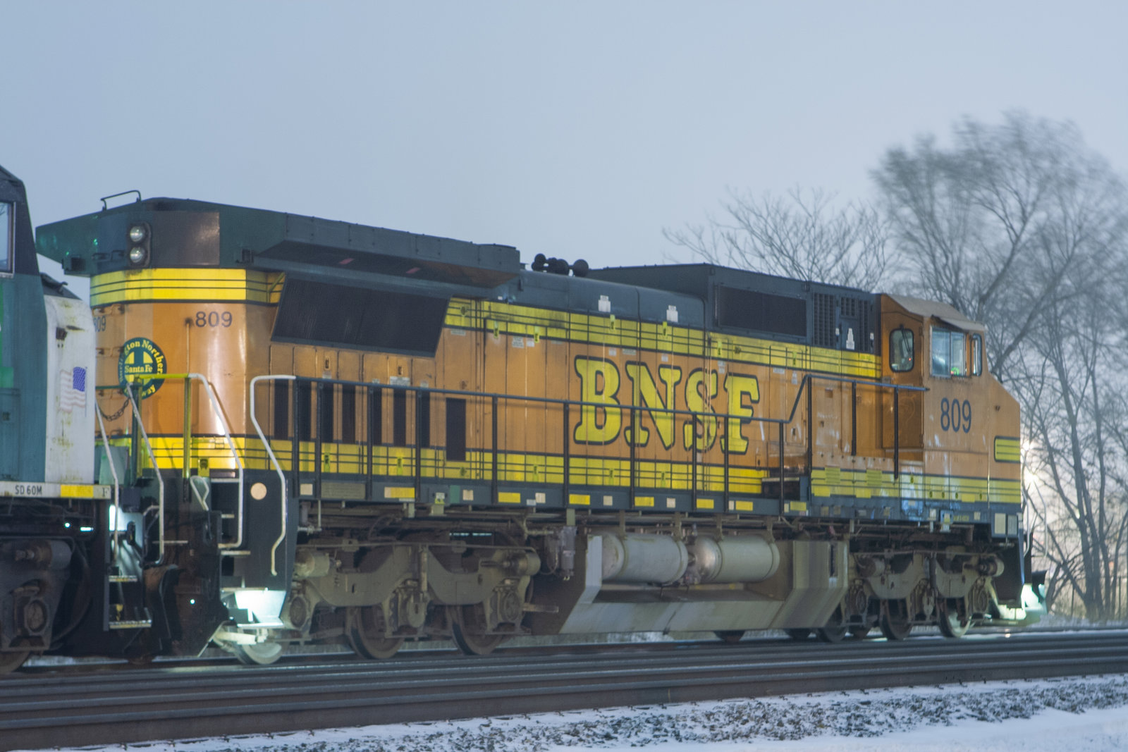 BNSF 809