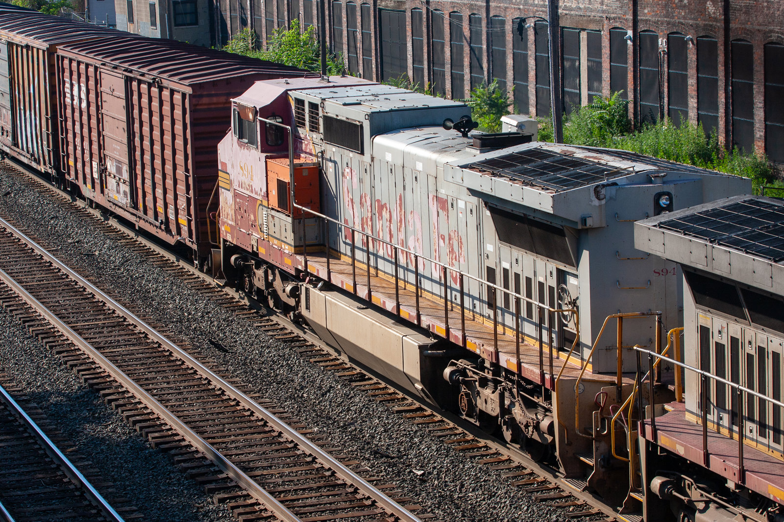 BNSF 894