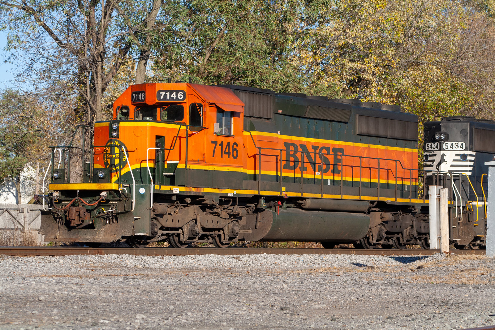 BNSF 7146