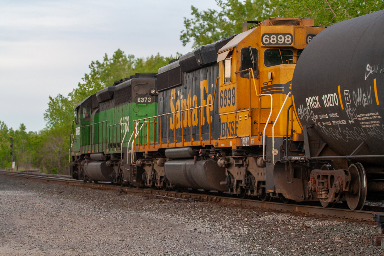 BNSF 6898