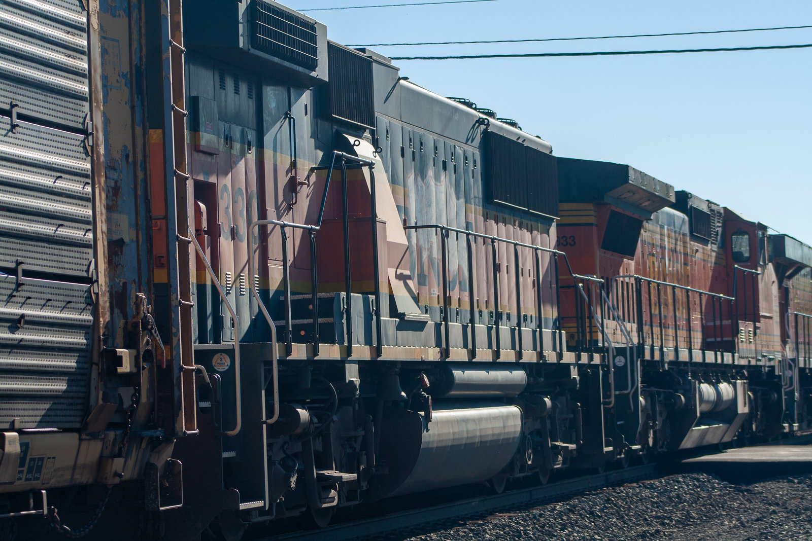 BNSF 330