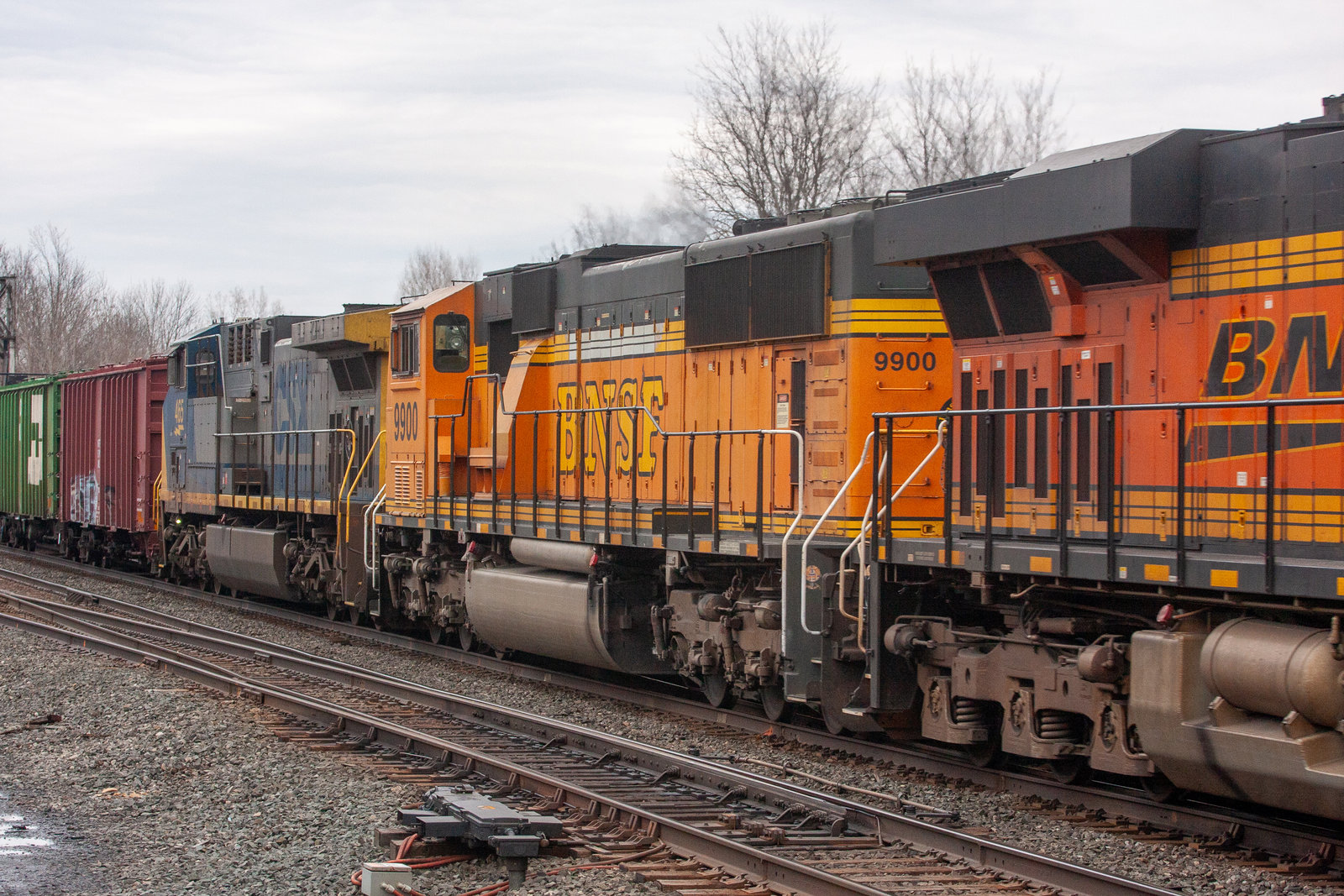 BNSF 9900