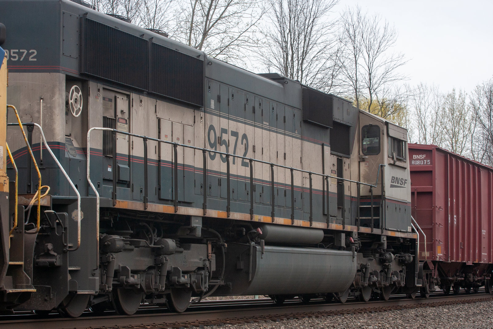 BNSF 9572