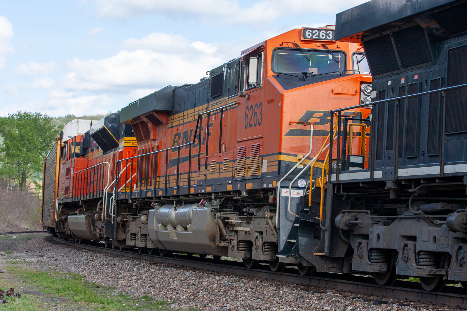BNSF 6263