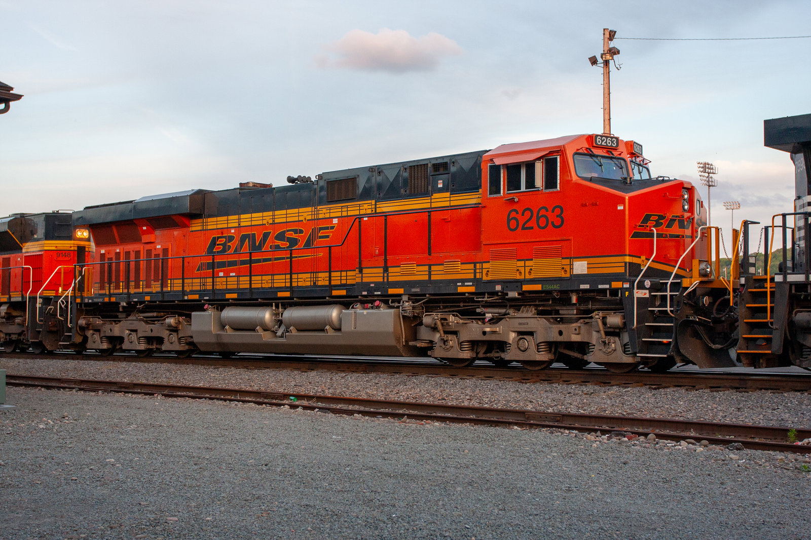 BNSF 6263