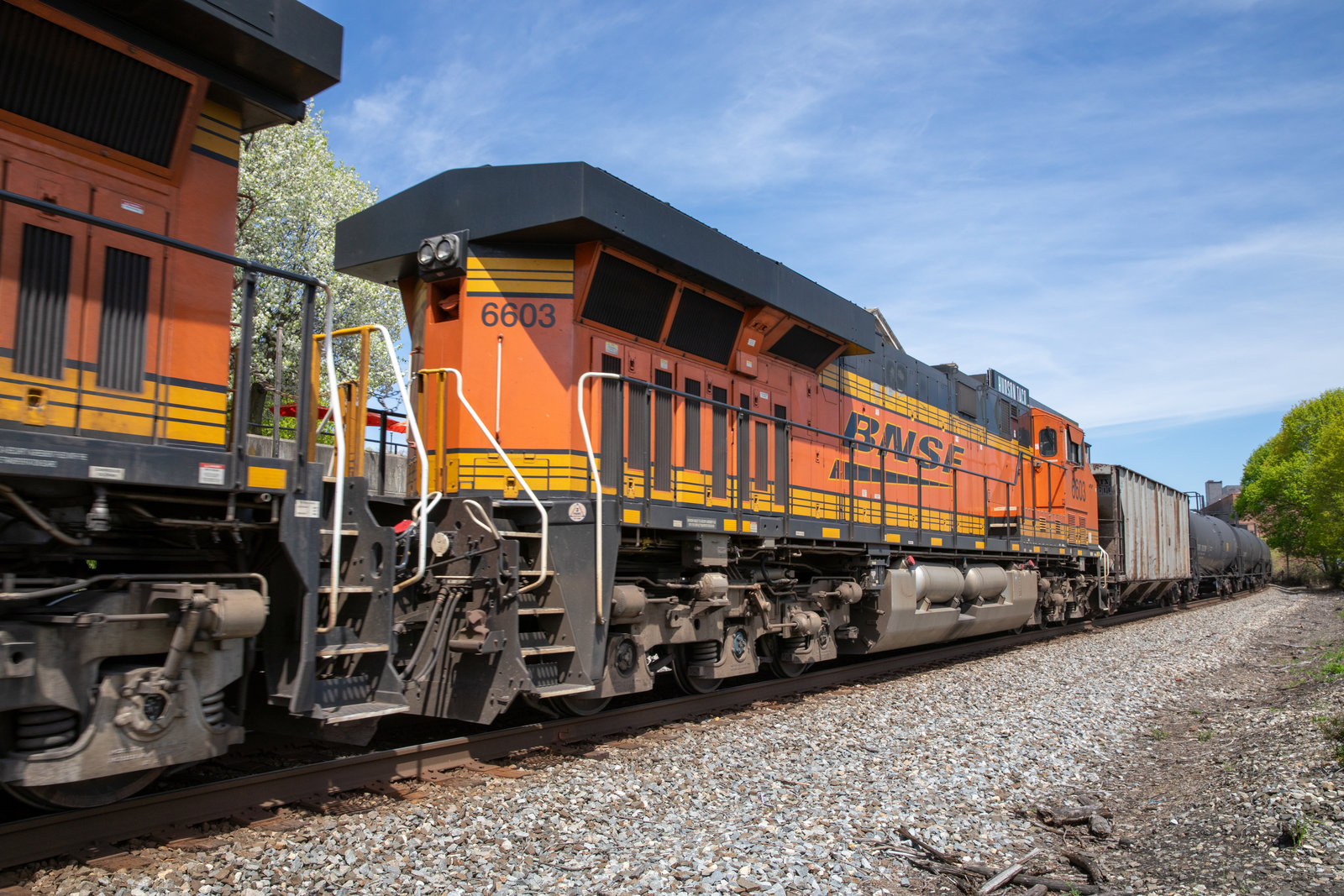 BNSF 6603