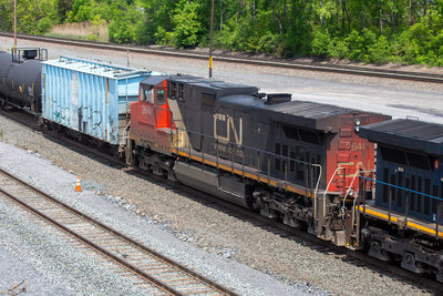 CN 2644