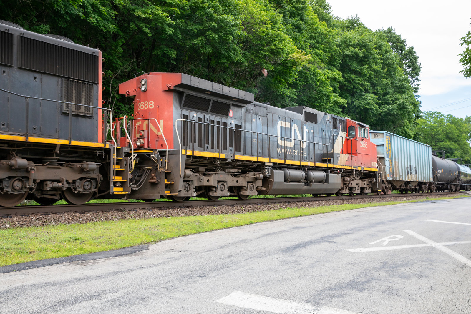CN 2688
