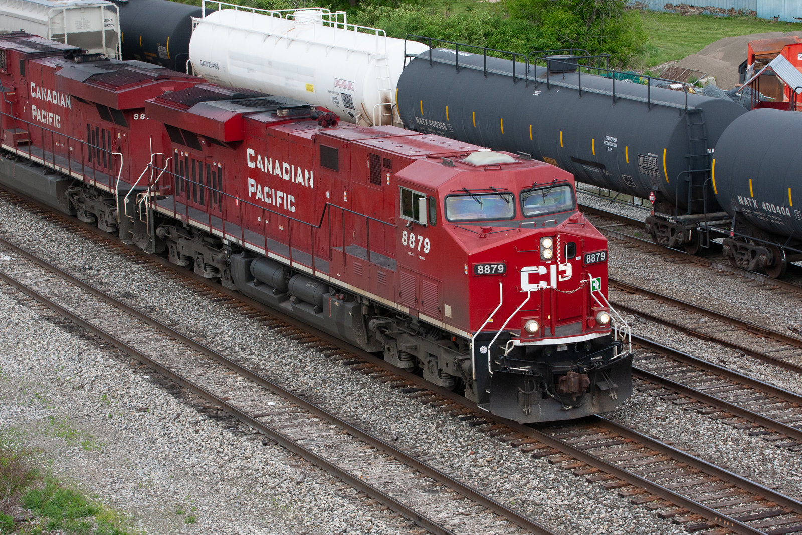 CP 8879