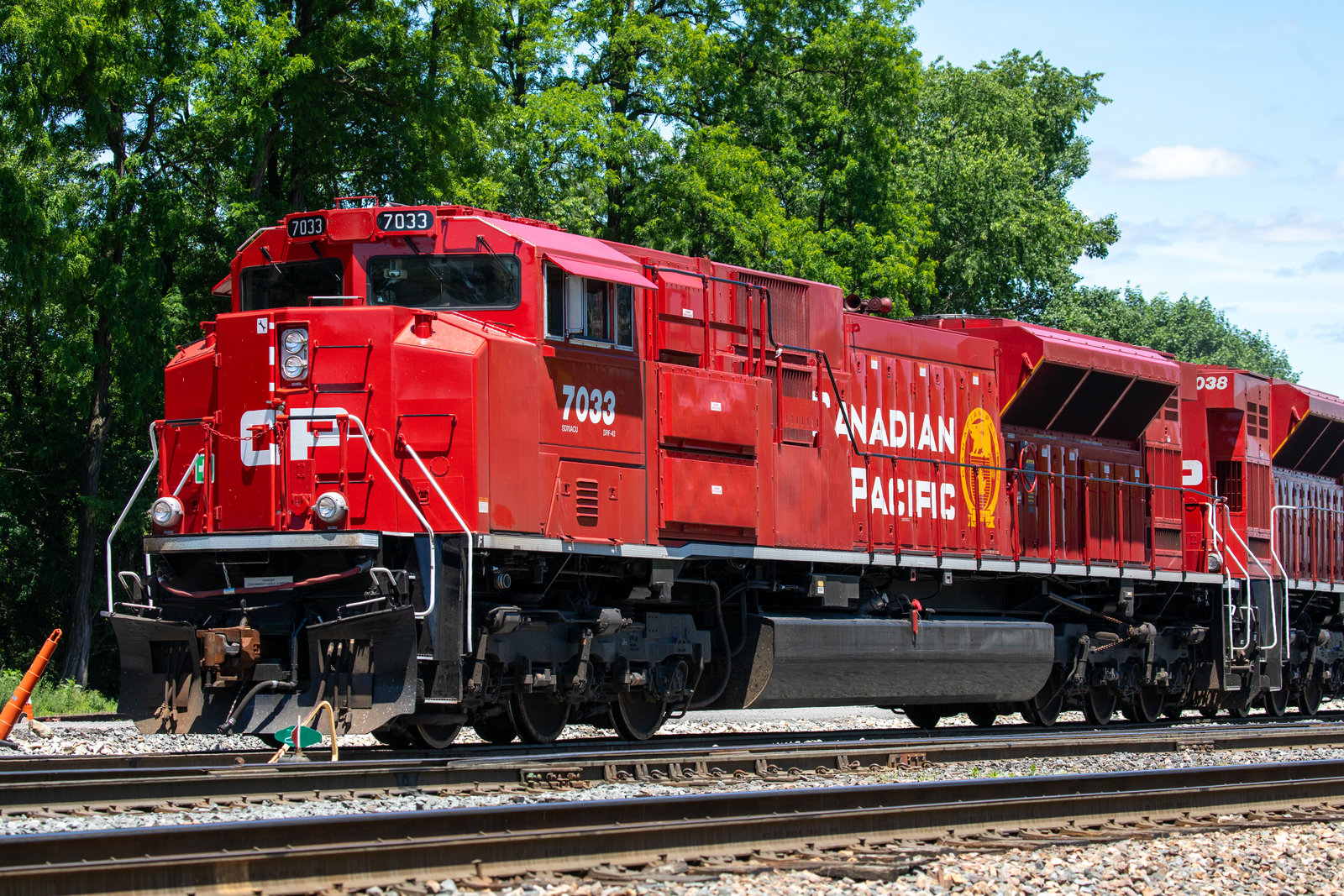 CP 7033