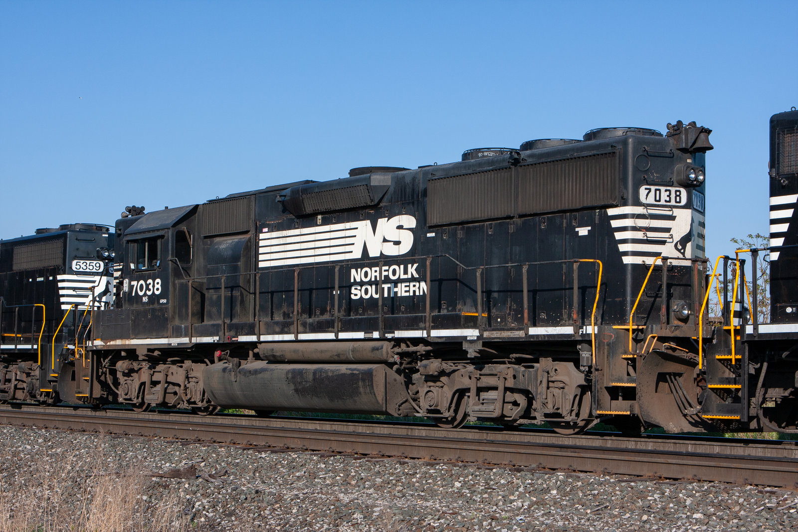 NS 7038