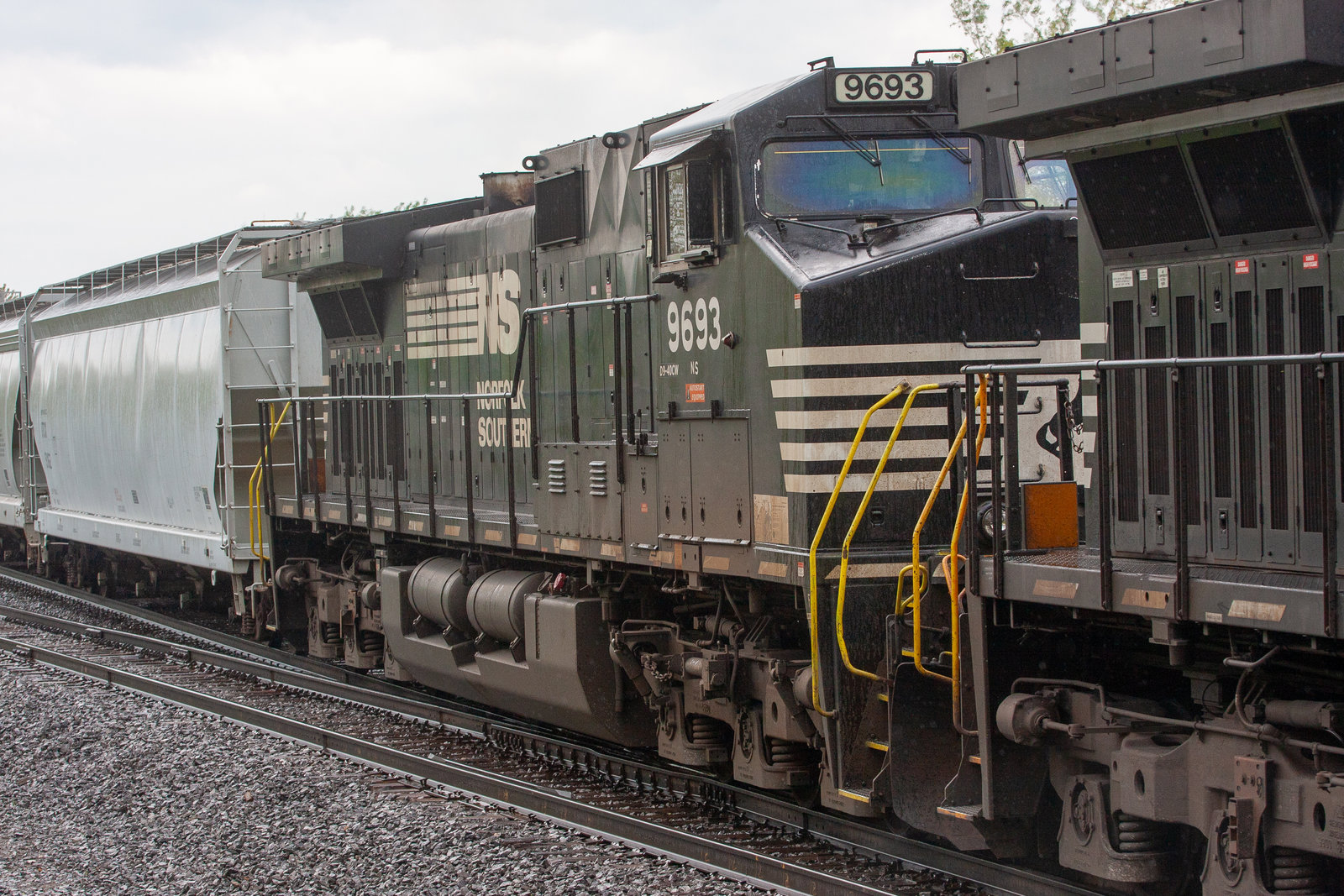 NS 9693