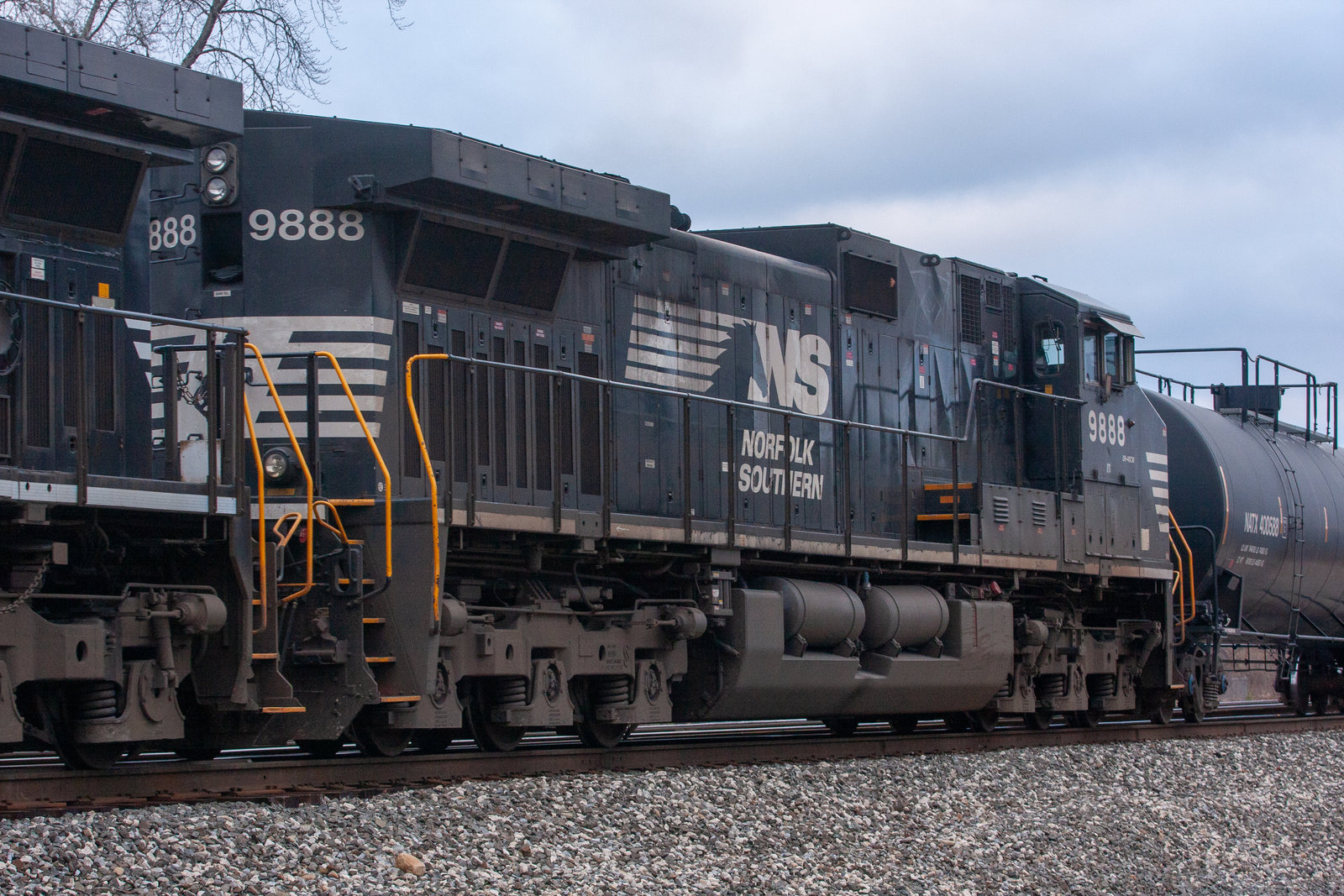 NS 9888