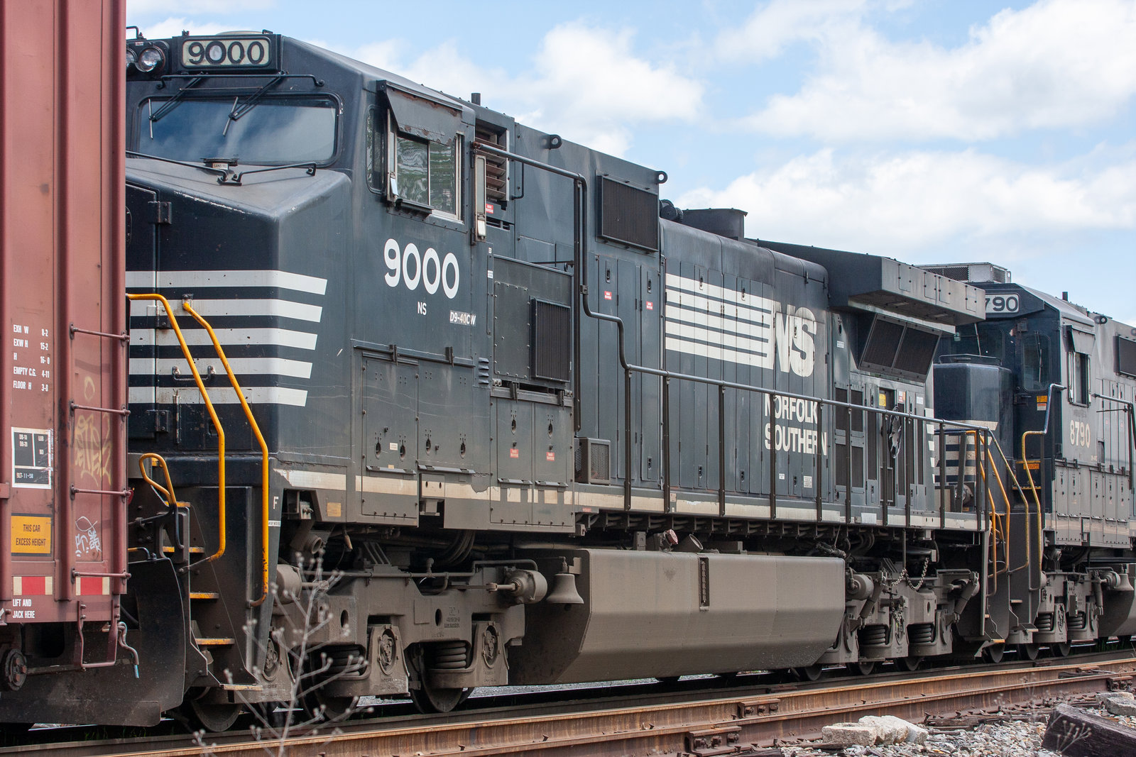 NS 9000