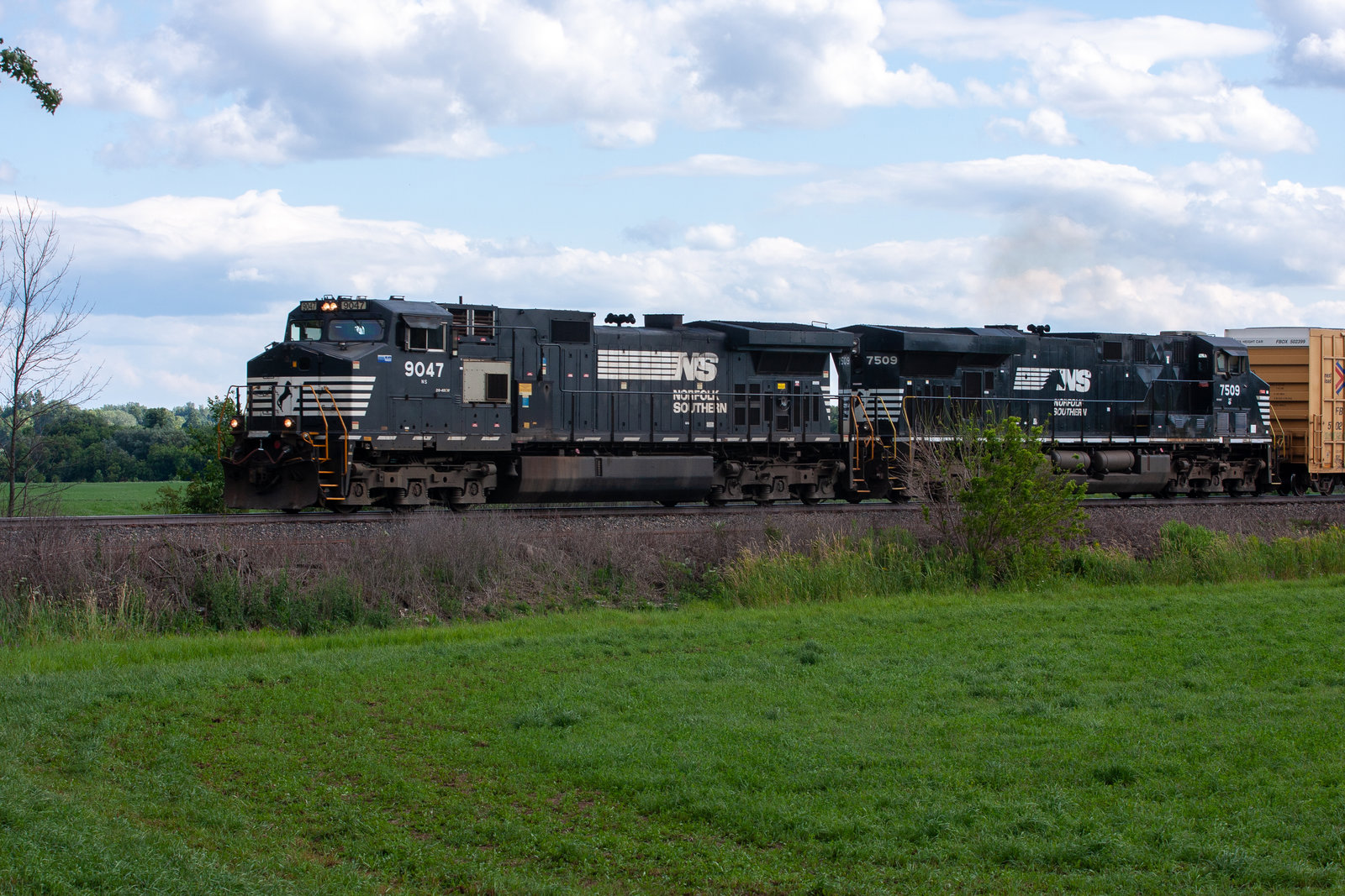 NS 9047