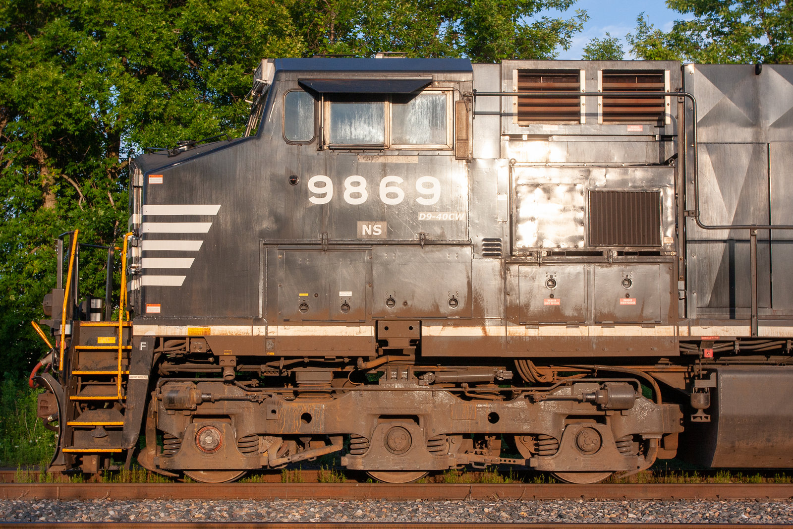 NS 9869
