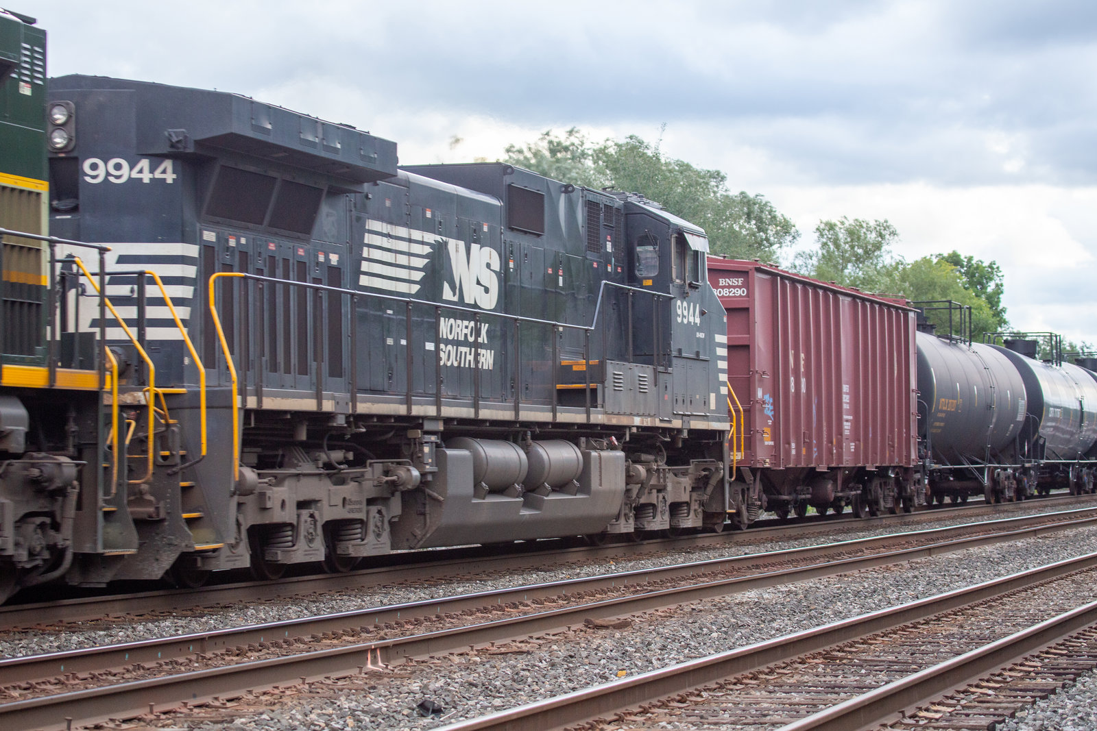 NS 9944