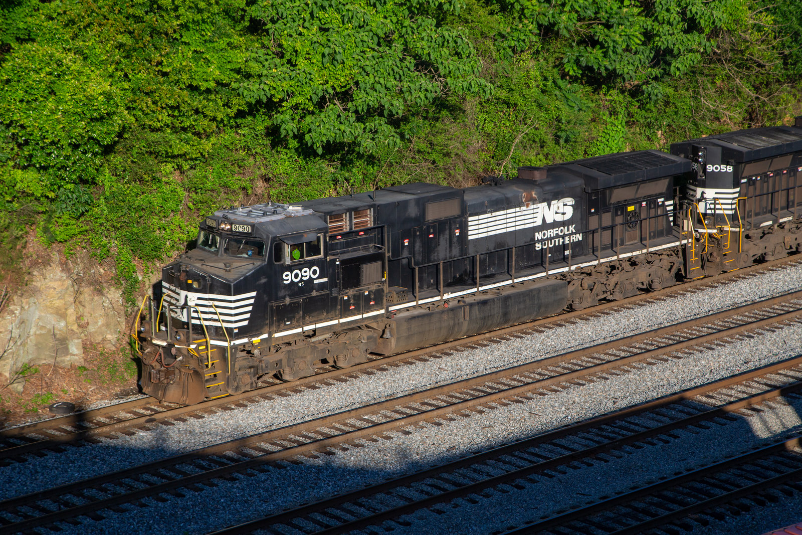 NS 9090