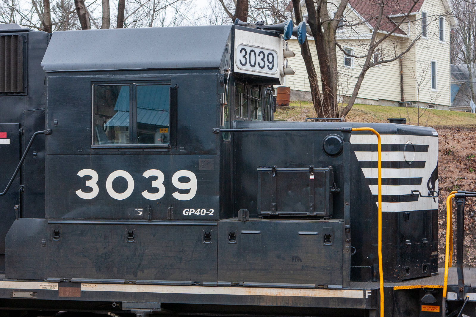 NS 3039