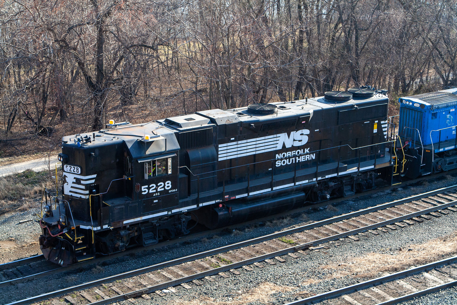 NS 5228
