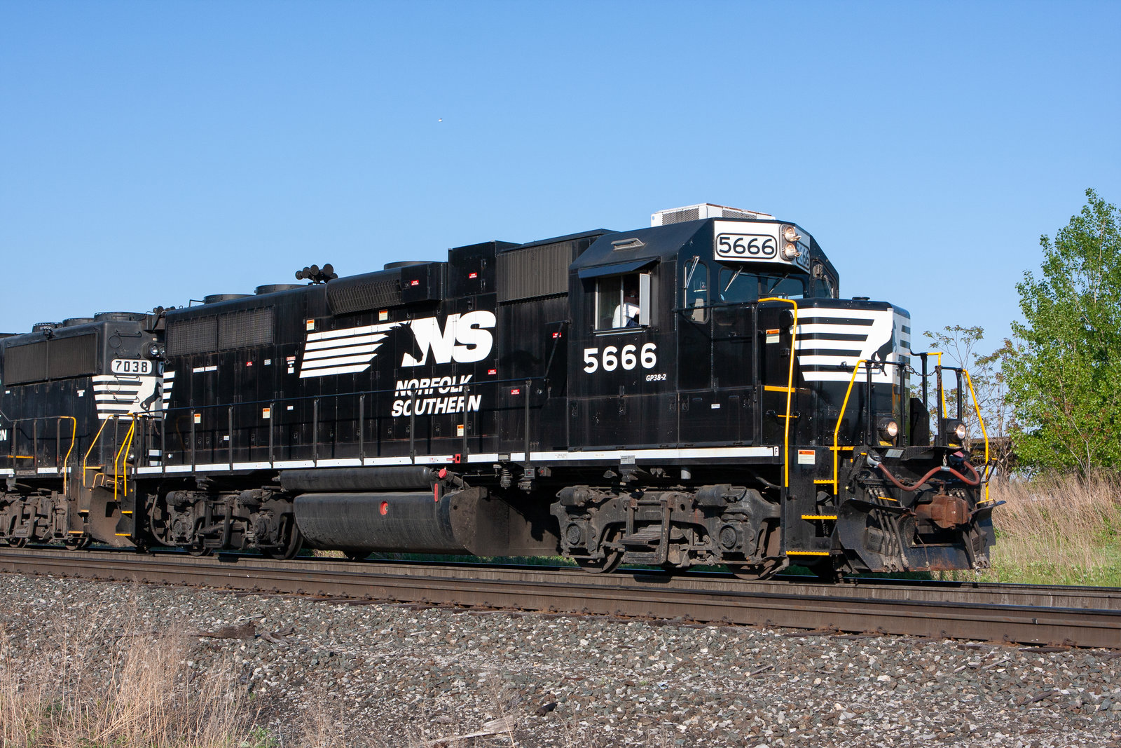 NS 5666