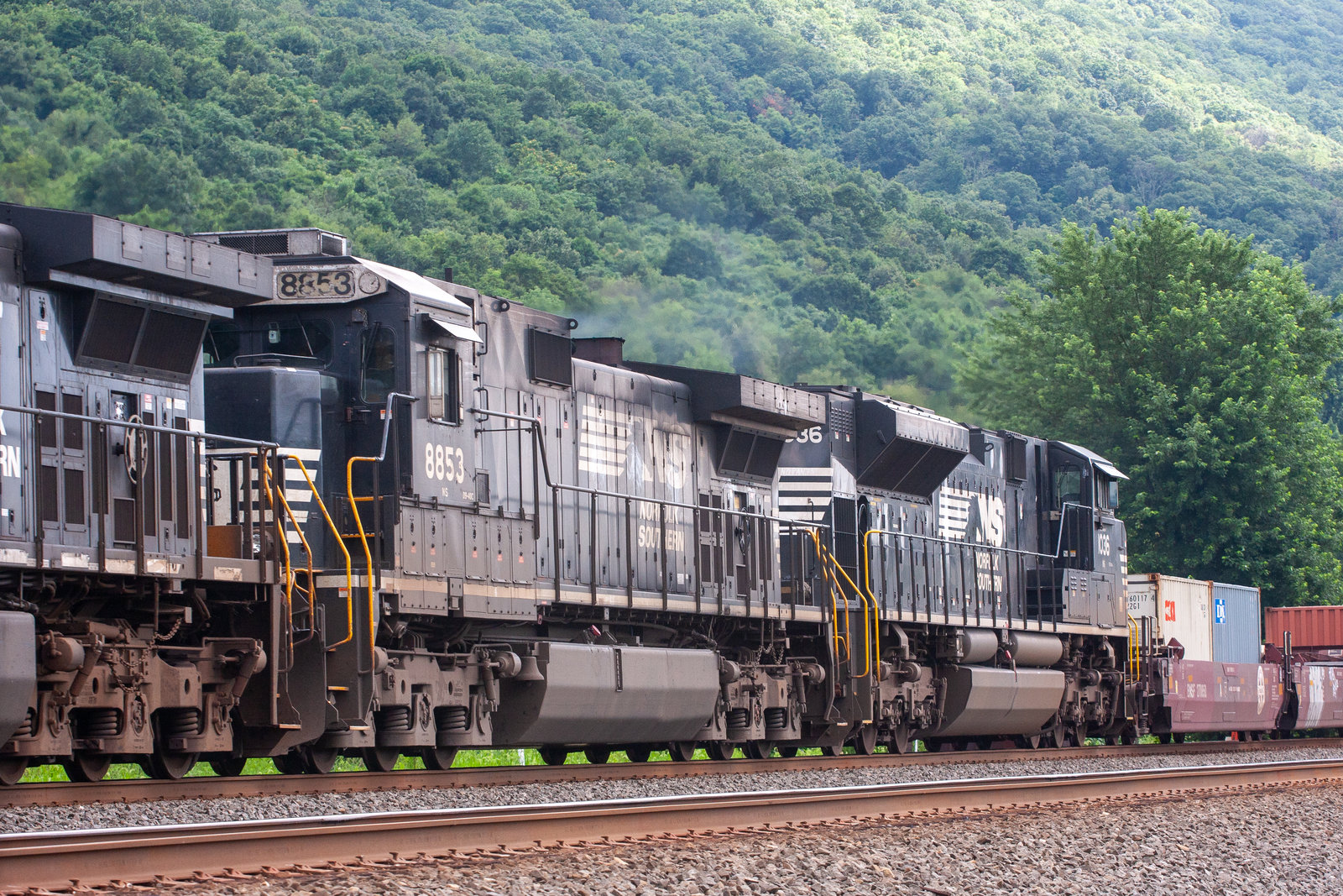 NS 8853