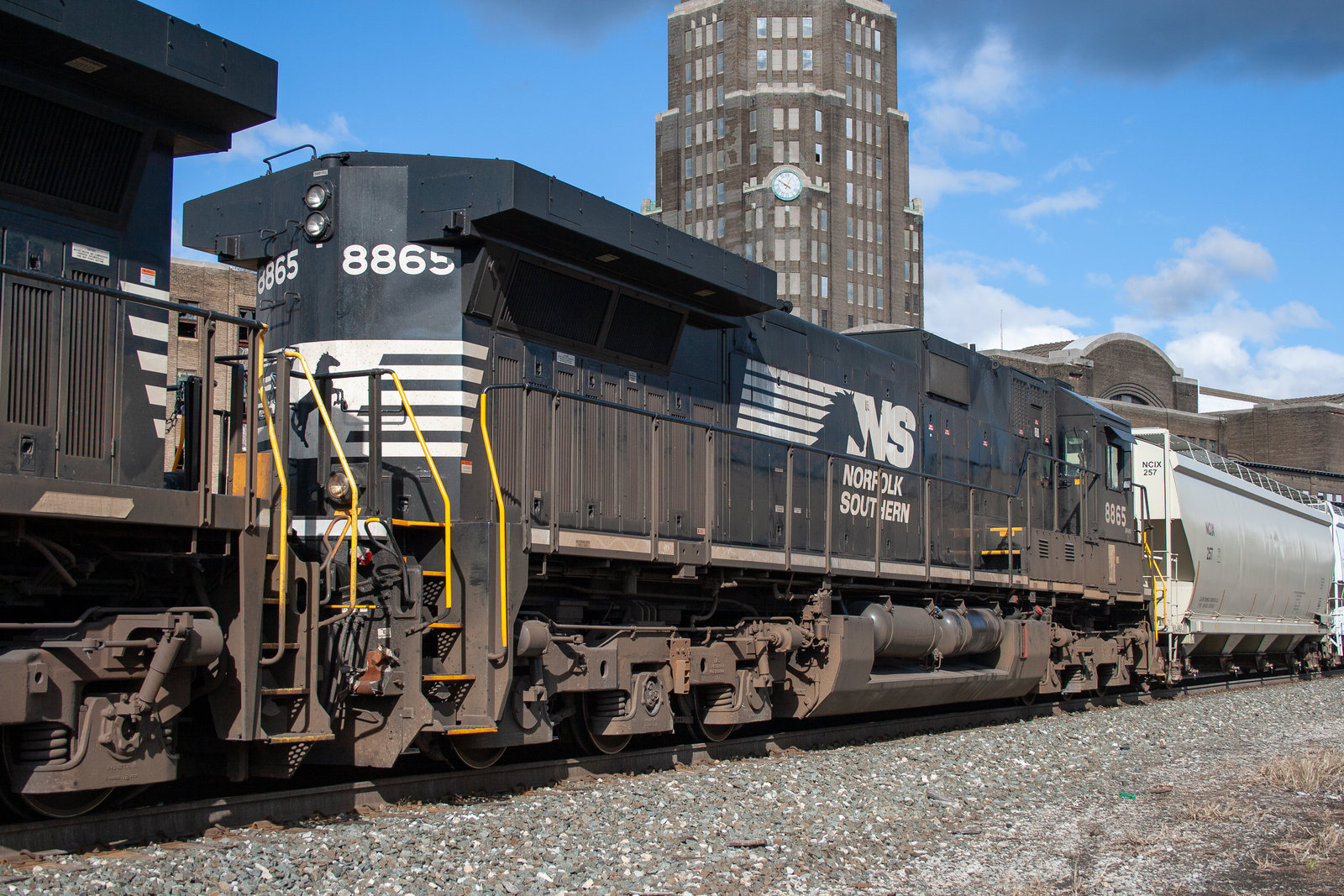 NS 8865