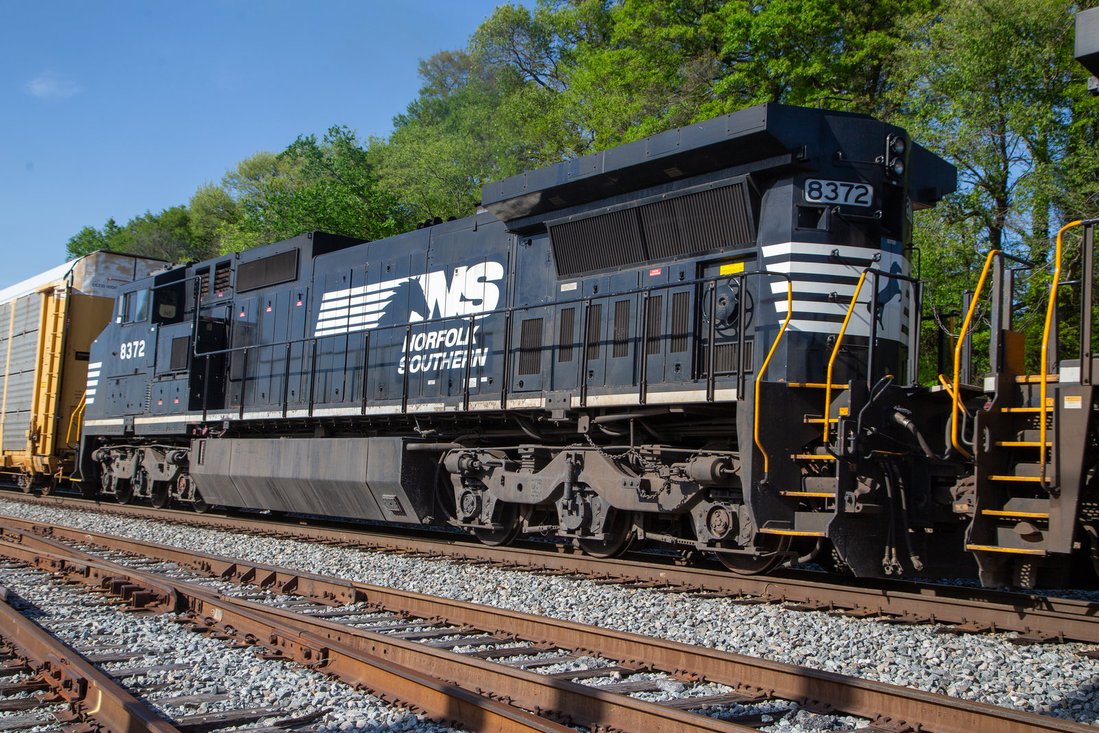 NS 8372