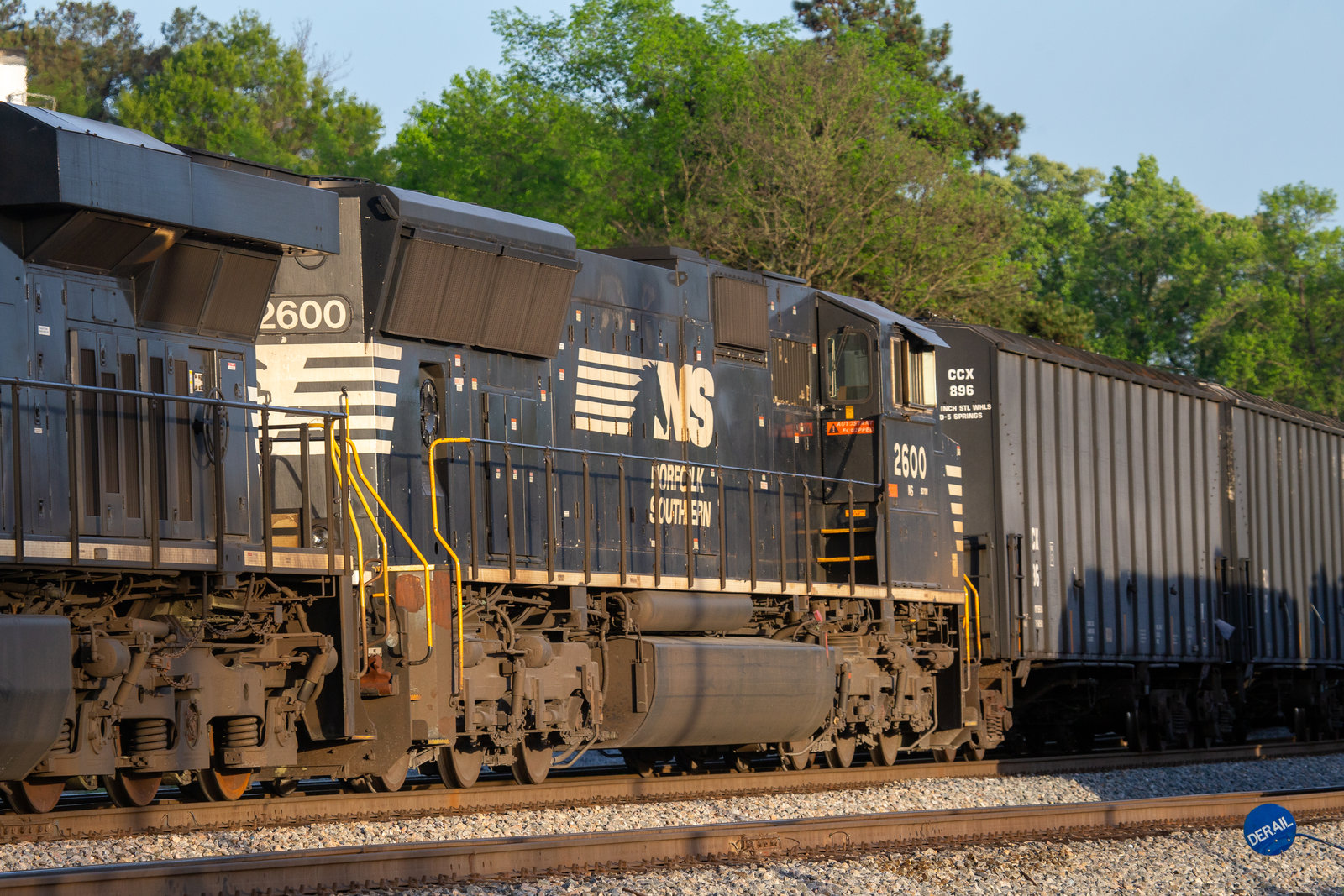 NS 2600