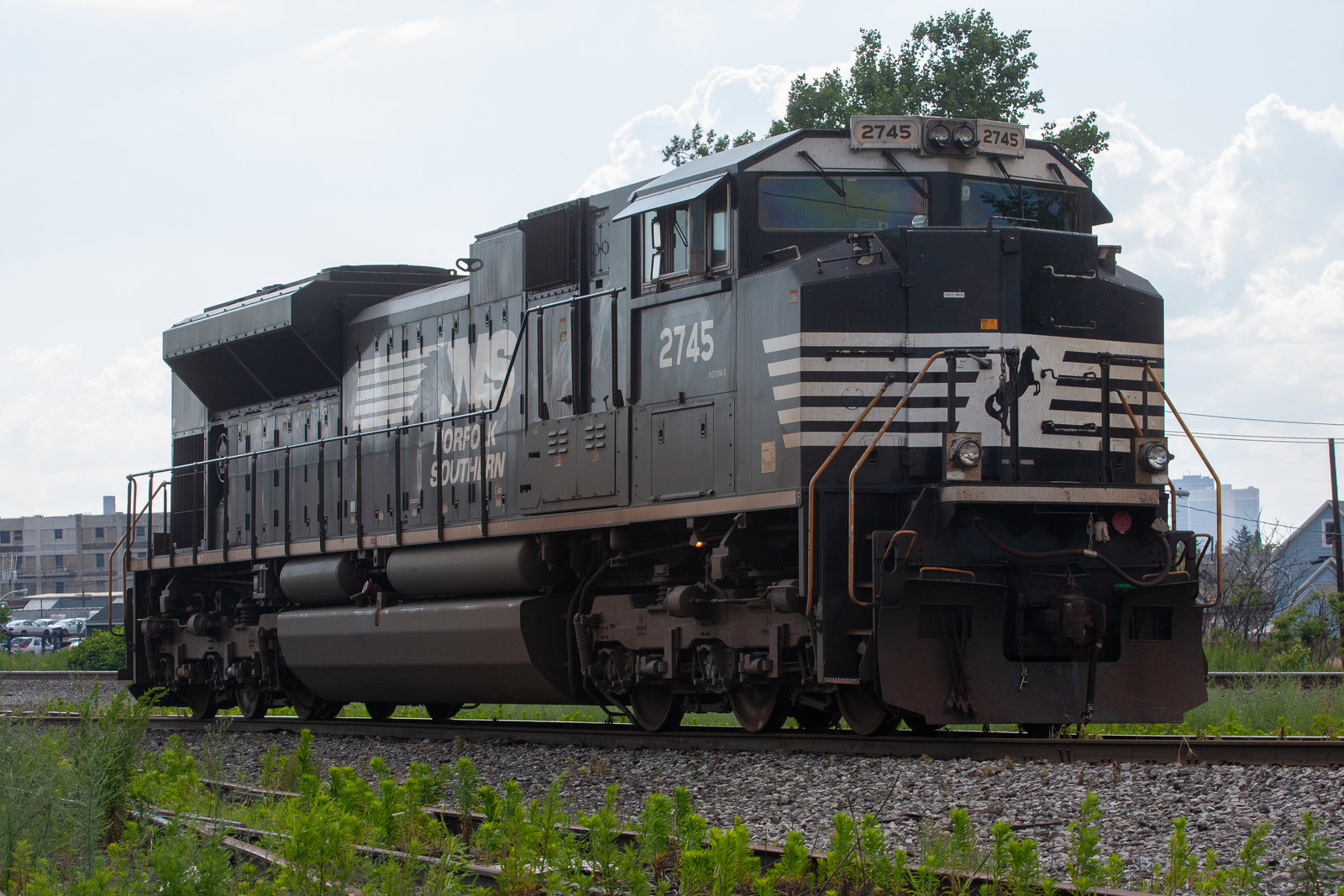 NS 2745