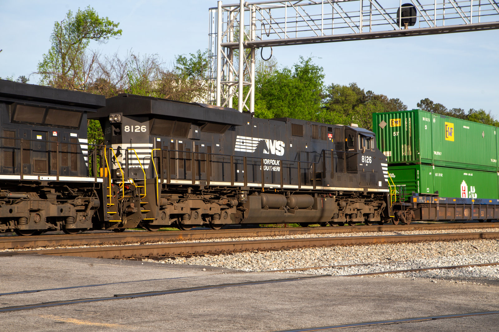 NS 8126