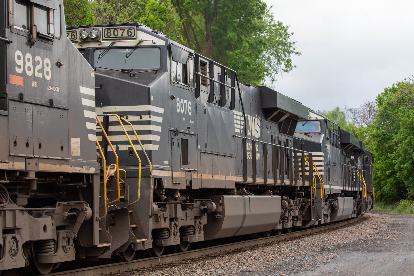 NS 8076
