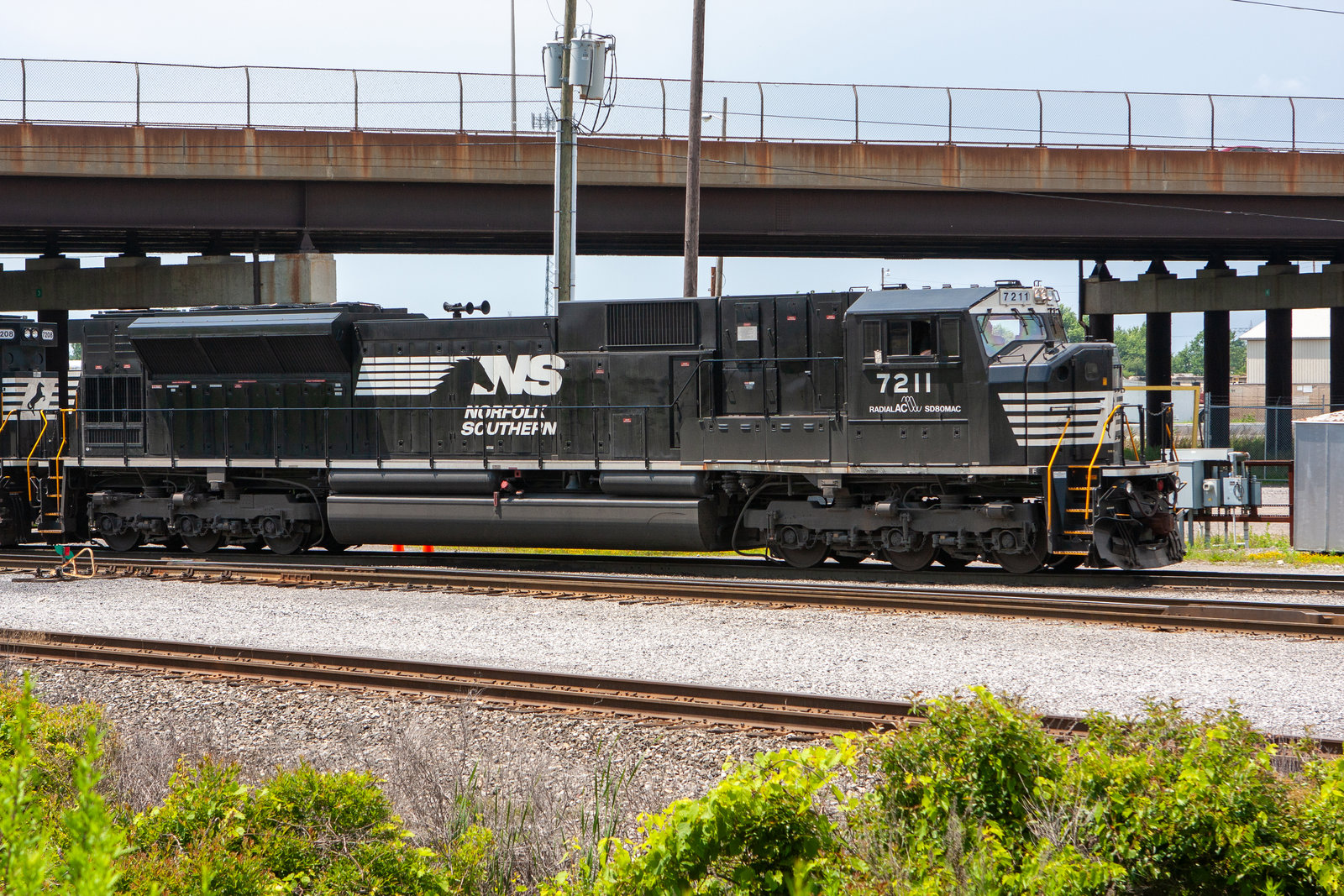 NS 7211