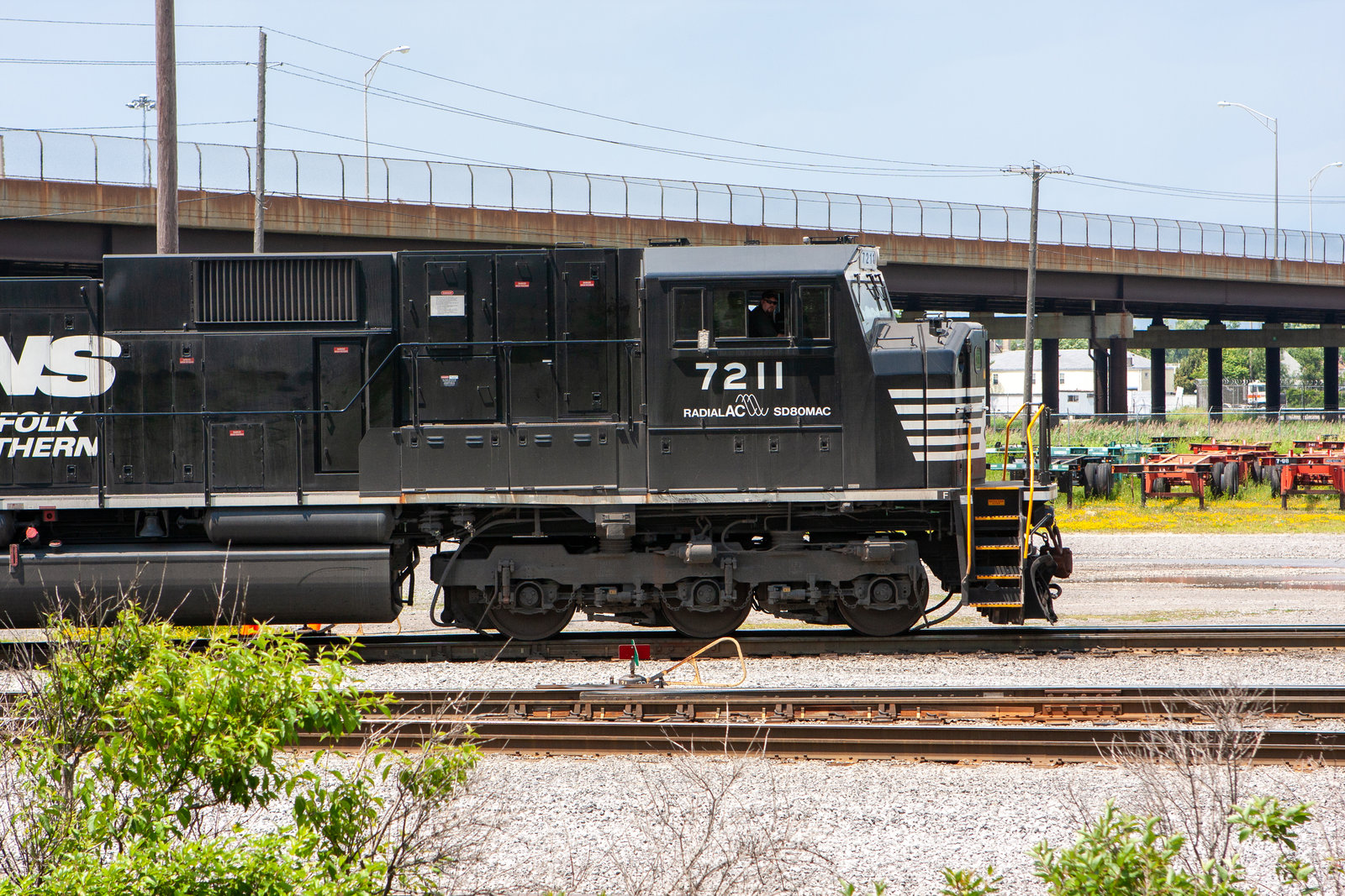 NS 7211
