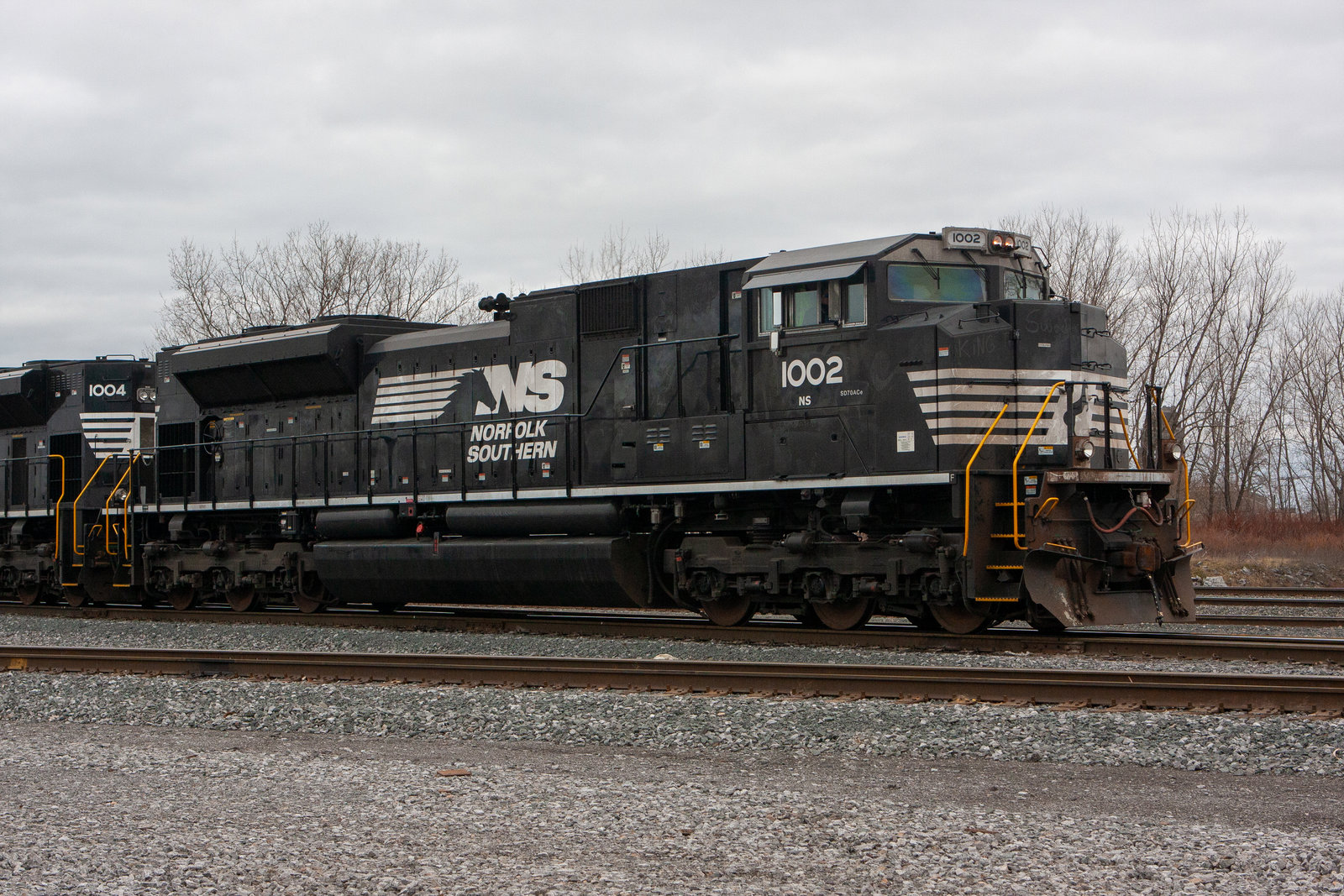 NS 1002