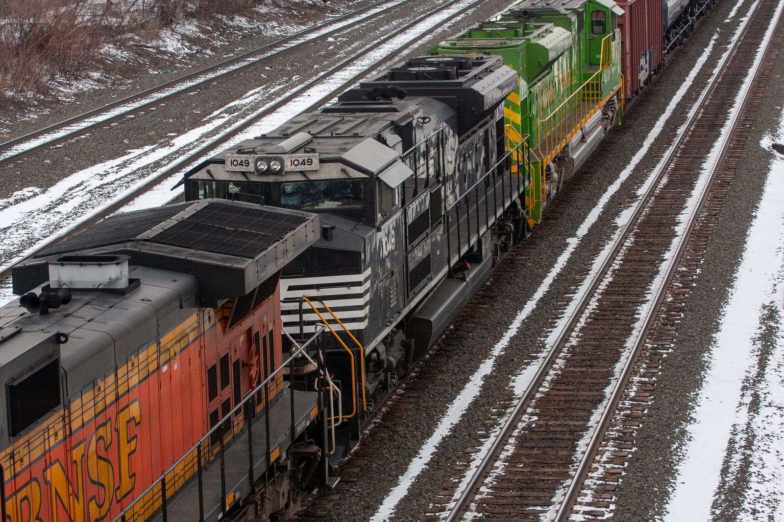 NS 1049