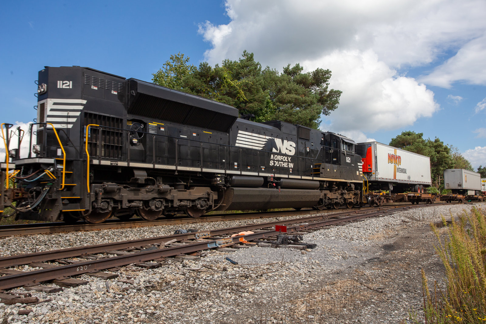 NS 1121