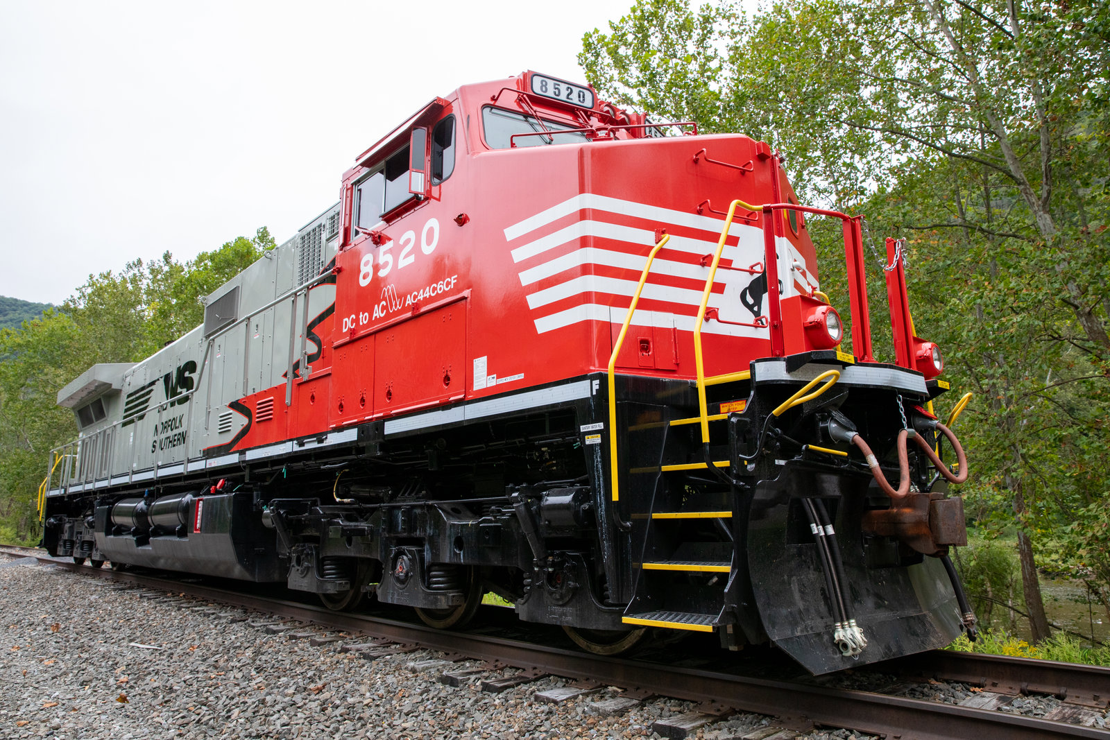 NS 8520