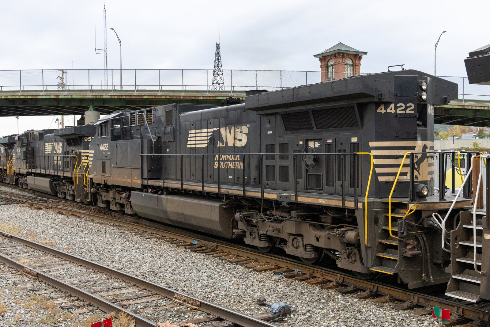 NS 4422