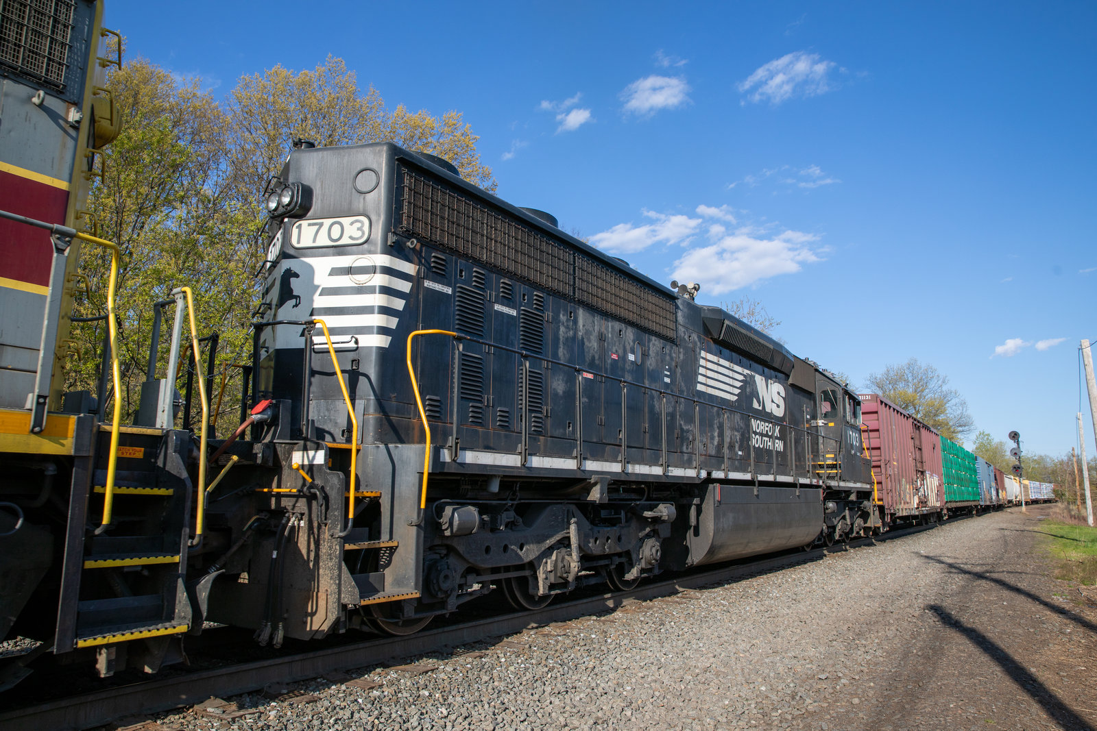 NS 1703