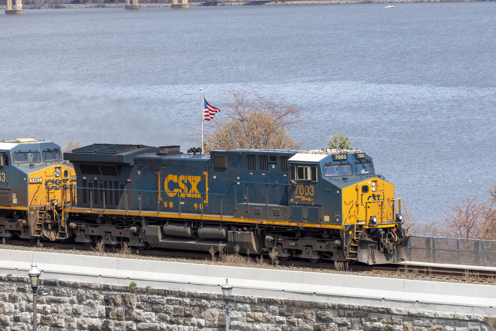 CSXT 7003